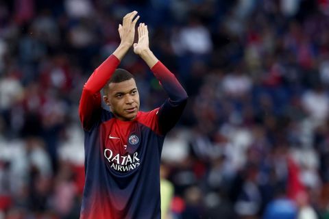 اجتماع بين رئيس ريال مدريد وممثلي باريس سان جيرمان لمناقشة انتقال مبابي