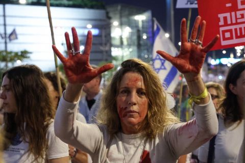 7 Israeli soldiers killed and injured in Gaza explosions and sniper fire