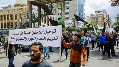 البرلمان اللبناني يوصي بترحيل اللاجئين السوريين غير الشرعيين 