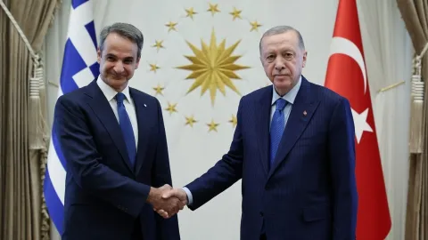 أردوغان يعتبر حماس حركة مقاومة تدافع عن شعبها ( فيديو)