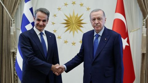 أردوغان يعتبر حماس حركة مقاومة تدافع عن شعبها ( فيديو)