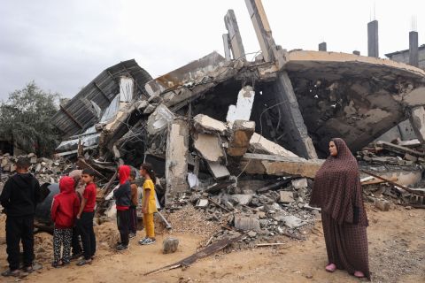 إخلاء 100 ألف فلسطيني .. سموتريتش: يجب دخول رفح اليوم
