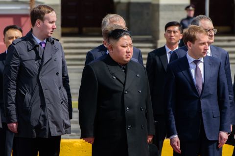 Putin removes four deputy ministers of defense and appoints his cousin