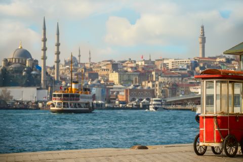Turkish inflation hits 70%, expected to peak in May before counter-policies work