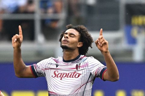 مانشستر يونايتد يقترب من ضم مهاجم هولندا