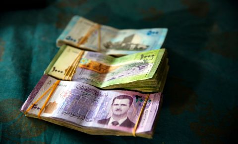 سعر الدولار اليوم في سوريا الجمعة 28 يونيو 2024.. الليرة تتراجع