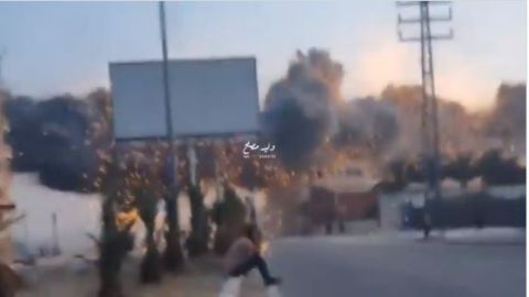فيديو يحبس الأنفاس.. لحظة قصف برج في غزة