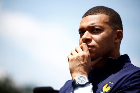 رسميا: كيليان مبابي ينتقل إلى ريال مدريد