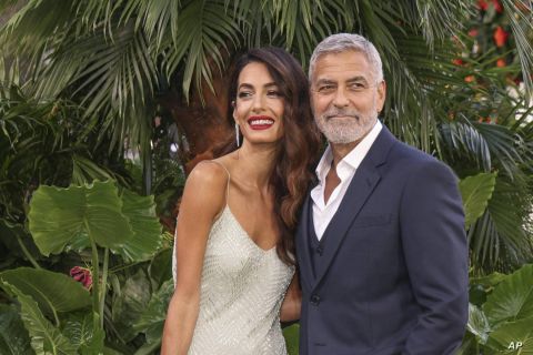 جورج كلوني وزوجته أمل علم الدين يعيشان حياة منفصلة.. هل تصل الأمور للطلاق؟