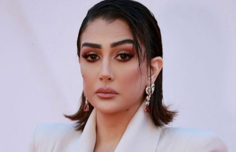 غادة عبد الرازق تسرق الأنظار بفستان من زيمرمان ولون شعر جديد بمناسبة العيد