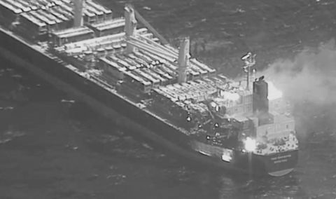 Houthis missile attacks ignite two ships in the Red Sea