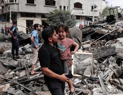 انتشال جثامين شهداء 