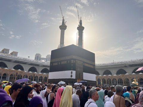 بالفيديو: مداهمة مكان اقامة حجاج أردنيين غير نظاميين في السعودية