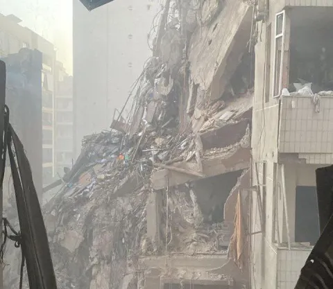 غارة إسرائيلية تستهدف قياديا بحزب الله في بيروت الجنوبية