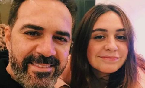 وائل جسار يحتفل بتخرج ابنته و يغني لها في الحفل