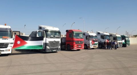 الأردن ... إرسال 50 شاحنة مساعدات إنسانية إلى قطاع غزة