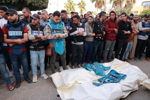 Israeli kills 5 journalists in Gaza, death toll at 158 