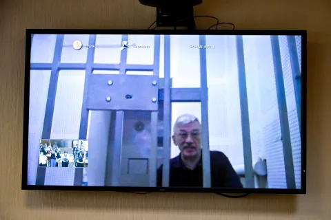 After 34 years, imprisoned Missouri man released after conviction overturned