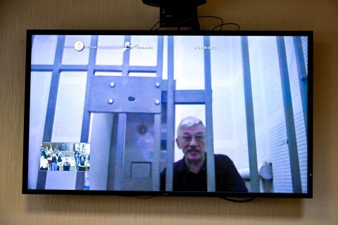 After 34 years, imprisoned Missouri man released after conviction overturned