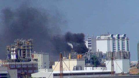 بالفيديو... حريق بأكبر مصنع للكيماويات في ألمانيا وتسجيل إصابات