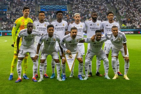 مبابي يسجل ويقود ريال مدريد للفوز بكأس السوبر الأوروبي