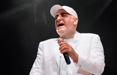Israeli singer calls for 