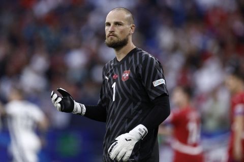 رسميًا: الاتحاد السعودي يضم حارس مايوركا رايكوفيتش