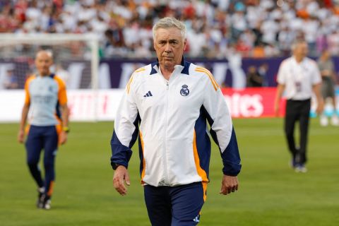 أنشيلوتي يعلق على هزيمة ريال مدريد أمام برشلونة: 