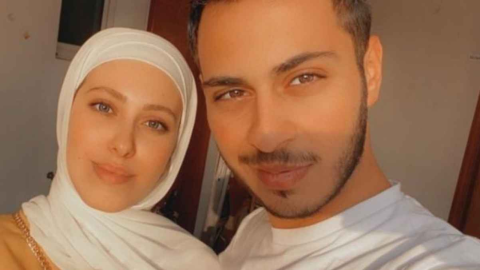 الوليد مقداد وزوجته يعلنان حملها بطفلهما الأول.. ورد فعلهما مؤثر