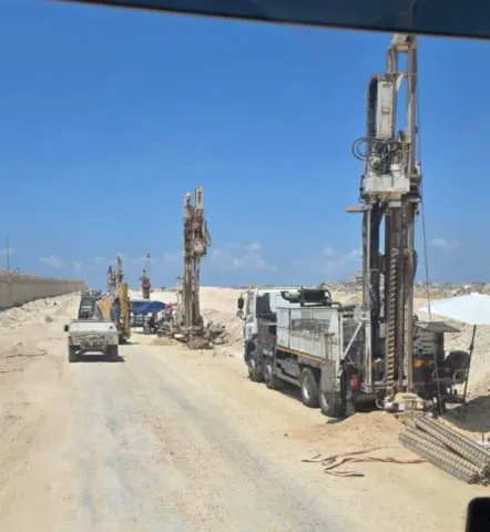 Footage: Israel digs 50 meters deep in search of tunnels in Rafah