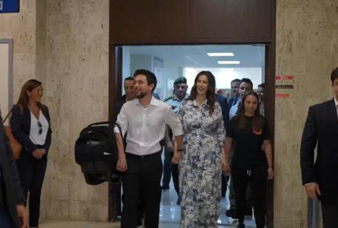 Princess Rajwa looks stunning in first appearance after Princess Iman’s birth