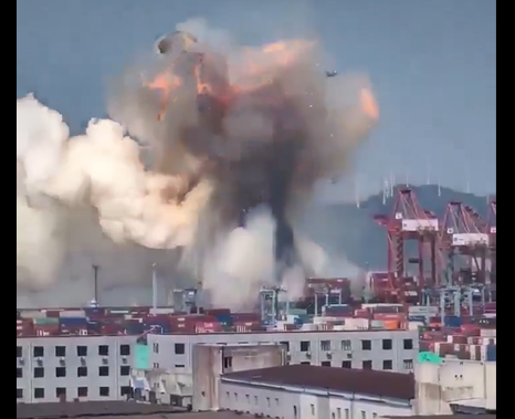 Massive explosion rocks Ningbo-Zhoushan Port