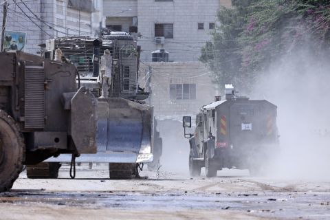 معارك عنيفة في جنين: مقتل جندي إسرائيلي واصابة آخرين في 