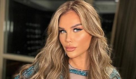 نيكول سابا تطل على متابعيها من حمام السباحة:(مين بيحب البلبطة؟)