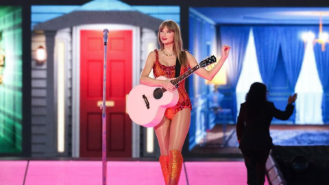 Taylor Swift to back Kamala Harris? Photo sparks speculations
