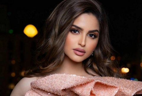 حلا الترك تنفي خبر زواجها والجمهور مستاء