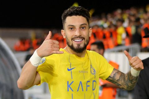 النصر يصدم الجميع بقرار إنهاء عقد أليكس تيليس