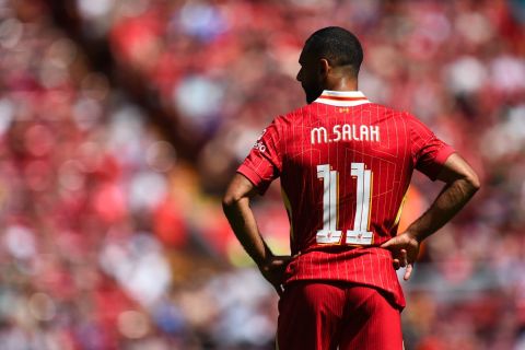 استبعاد محمد صلاح من الكرة الذهبية يثير الجدل