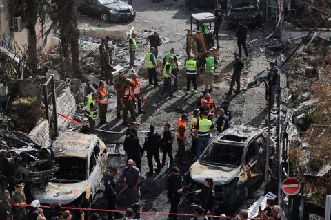 45 شهيدا في الغارة على الضاحية الجنوبية.. إيران تتوعد بالرد على 