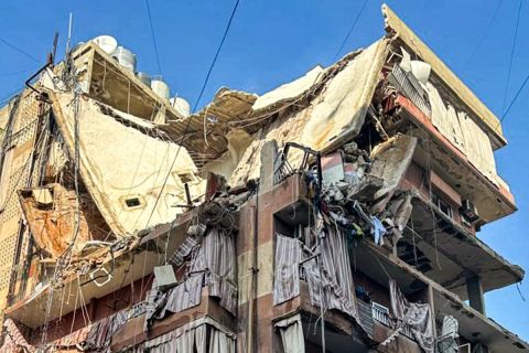 6 شهداء و 15 جريحا في غارة على الضاحية الجنوبية (فيديوهات)