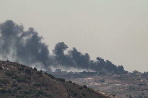 حزب الله يقصف 