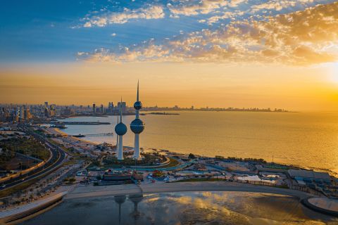 Kuwait plans to increase gasoline prices exclusively for expats