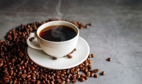 Habits to follow to make your coffee more healthy