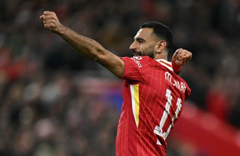 ليفربول يستعيد صدارة الدوري الإنجليزي من سيتي بعد فوز مثير على تشيلسي