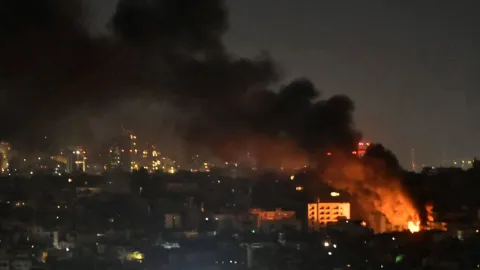 وقف الطيران وإعلان الطوارئ في تل أبيب (فيديو وصور)
