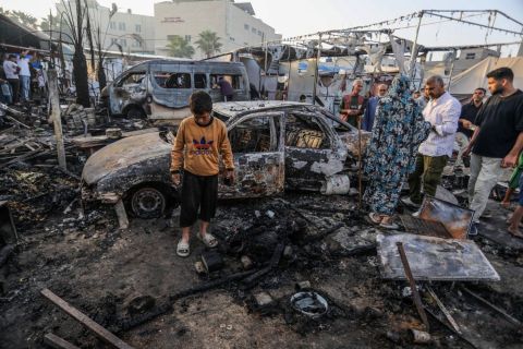 قصف إسرائيلي على مبنى شمال لبنان يخلف 18 شهيدا