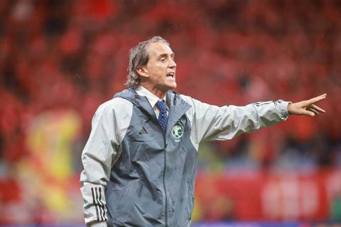 تقرير: الاتحاد السعودي يعلم مانشيني بإقالته