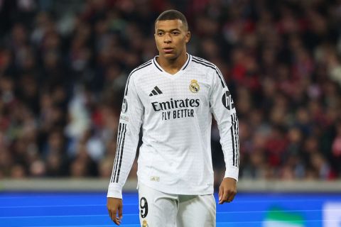 استبعاد مبابي من منتخب فرنسا