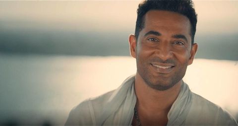 هكذا احتفل عمرو سعد بعيد ميلاد زوجته