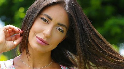 نجمة برنامج قسمة ونصيب 